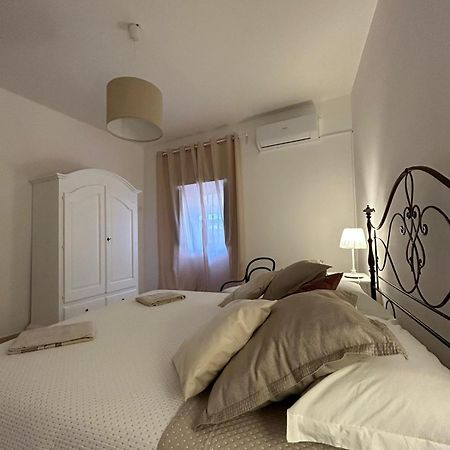 L'Acqua Marin Apartment Bari Luaran gambar